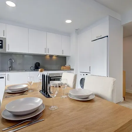 Cozy Flat In Διαμέρισμα Εστεπόνα
