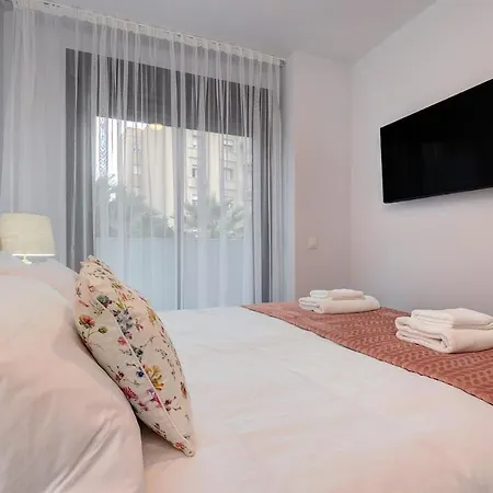Cozy Flat In *