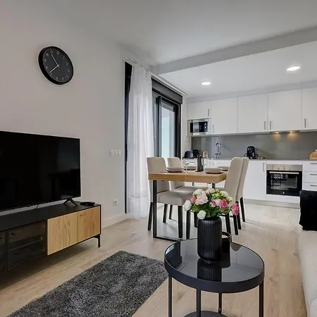 Cozy Flat In * Estepona